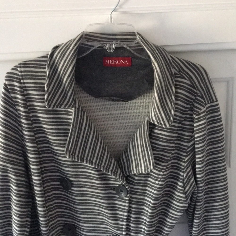 Jacket - Picture 2 of 7